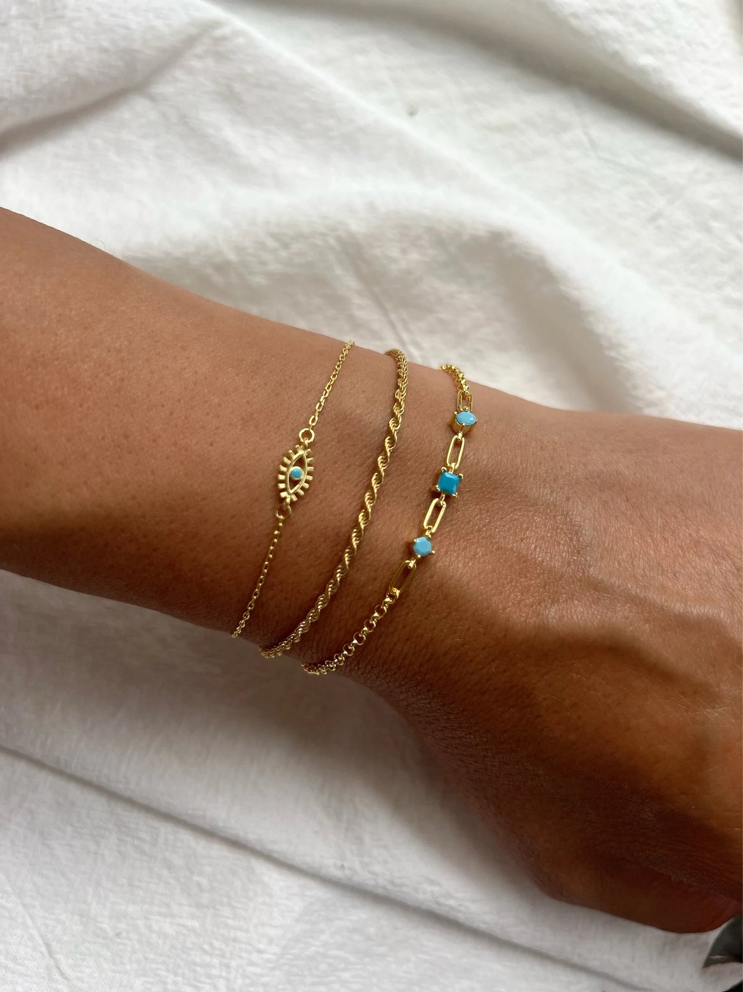 Stylish turquoise stone bracelet for girls