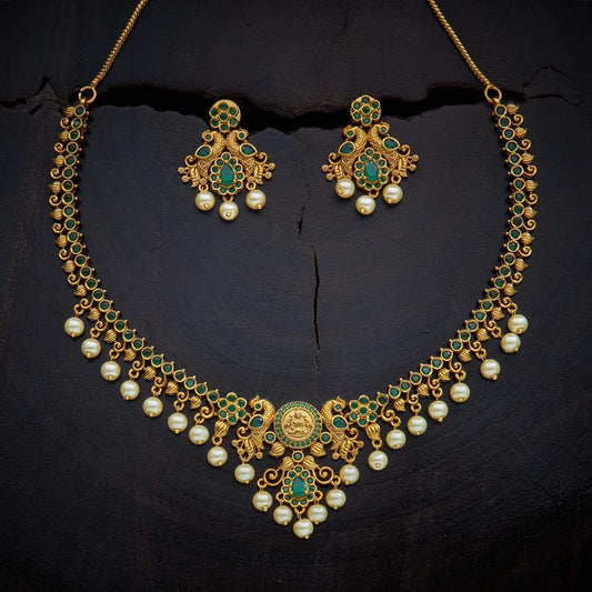 Antique Necklace 1100