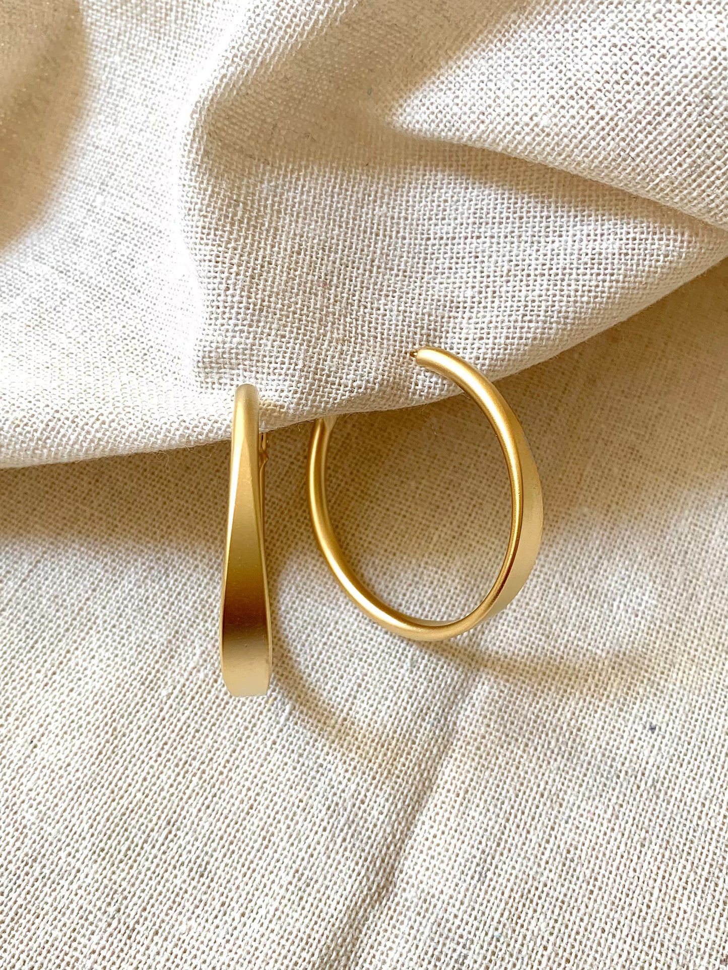 Modern and stylish earrings for girls