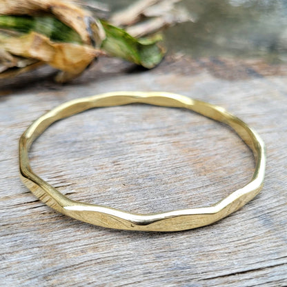 Elegant round bracelet for girls