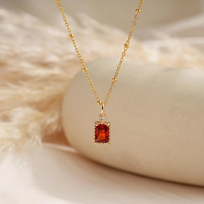 Amazing red pendant with golden chain