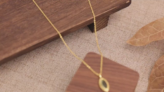Elegant golden chain pendant for girls